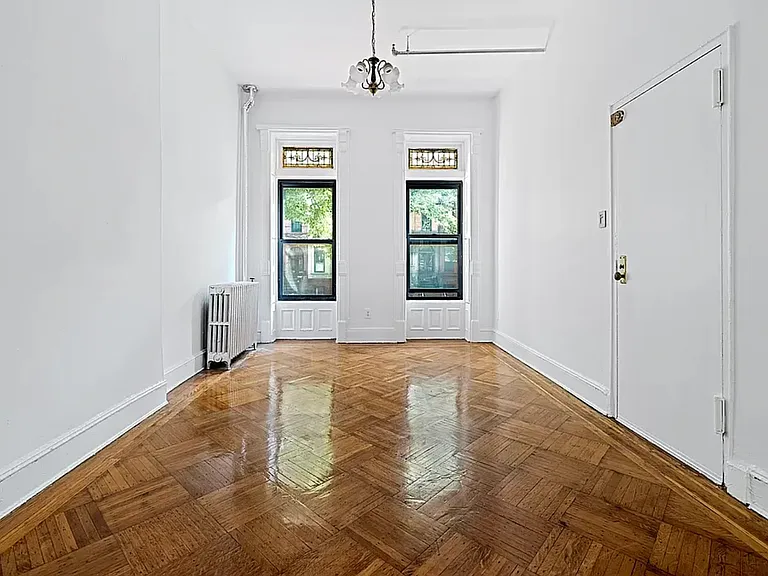 384 Park Pl #2 — Photo 2