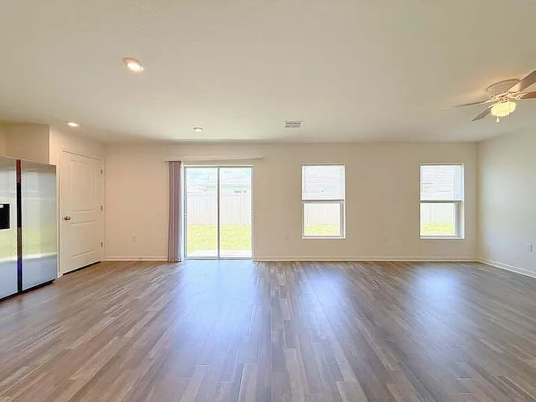 2068 Kentucky Rd — Photo 16