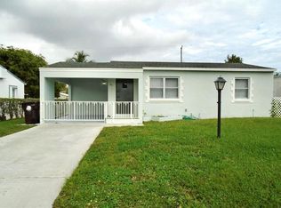 831 El Prad, West Palm Beach, FL 33405