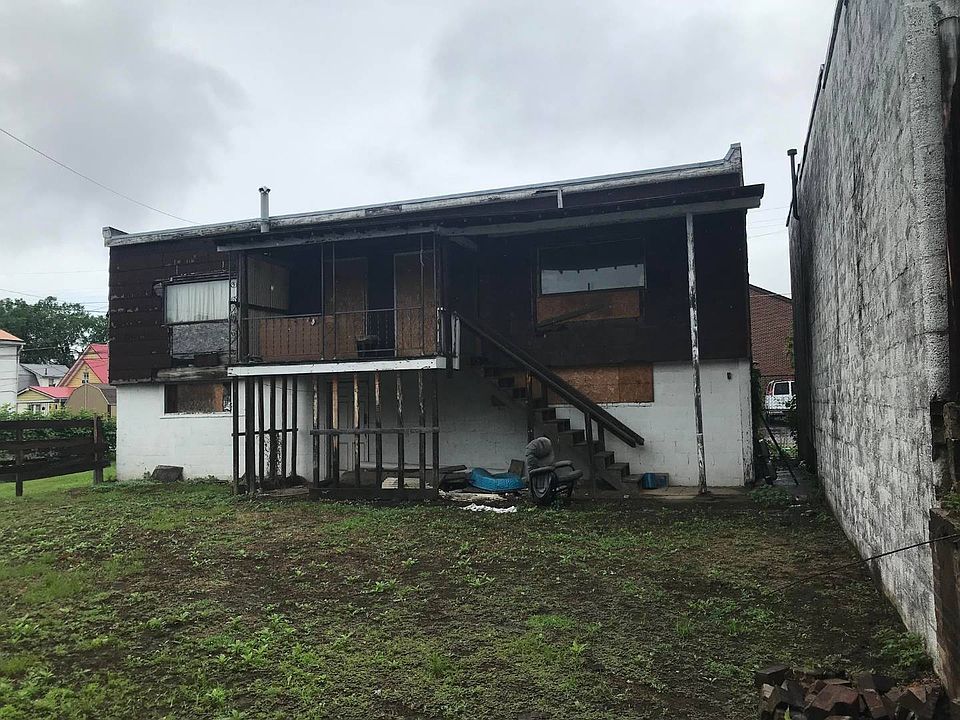 2nd image of 1210 Monroe Ave