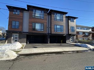 78 W Edsall Blvd FLOOR 2, Palisades Park, NJ 07650