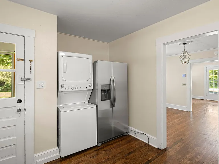 105 Stonewall Ave — Photo 13