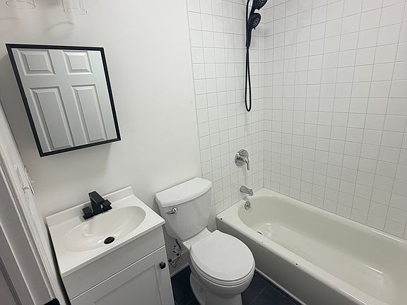 3rd image of 2933 W Wilcox St Unit 2