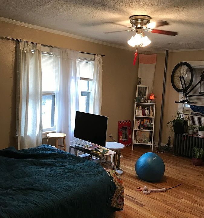 2nd image of 1521 Humboldt St APT 9