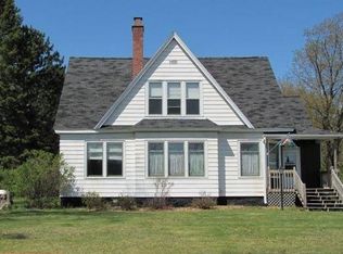 304 Selden Rd, Iron River, MI 49935