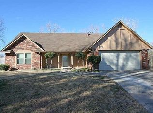2714 W Canton St, Broken Arrow, OK 74012