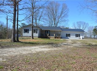 4825 Ripley Rd, Cottageville, WV 25239