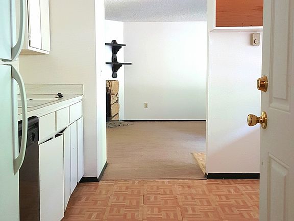 4th image of 3184 SE Muir Ct