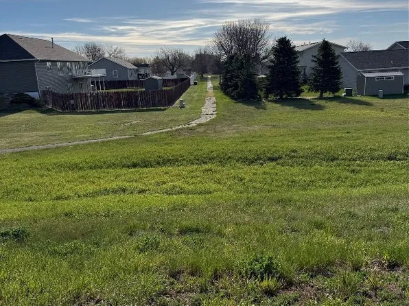 Sunflower Ln, Sidney, MT 59270
