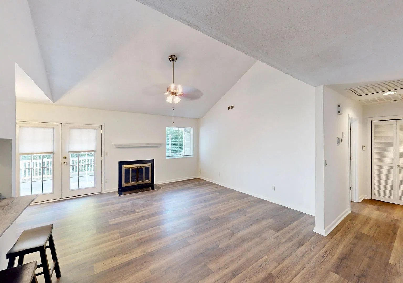 2836 Huntingtowne Farms Lane — Photo 3