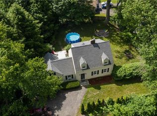 7 Stillwater Rd, Mahopac, NY 10541