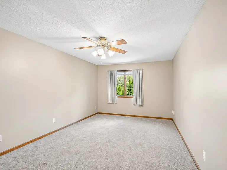 3525 Cory Ln — Photo 26