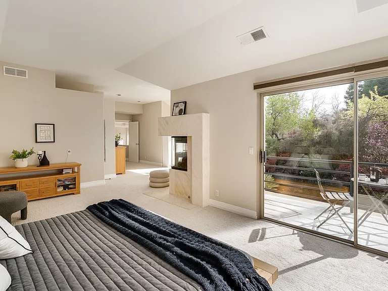 4257 Golden Oak Ct — Photo 30