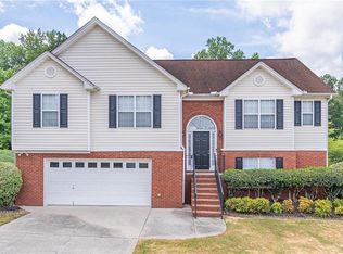 4511 Keenly Valley Dr, Buford, GA 30519