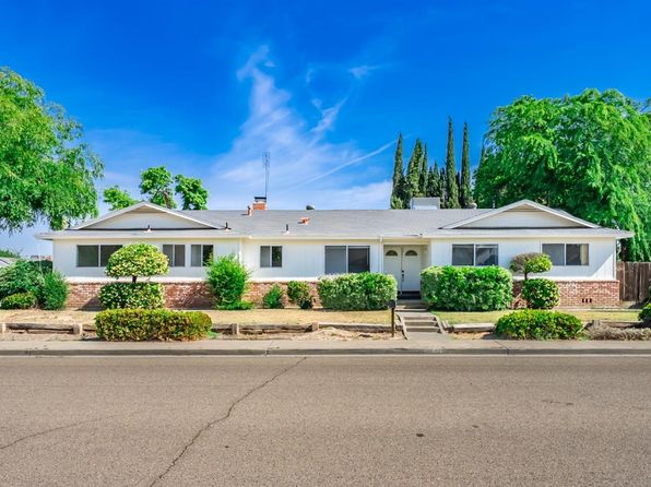 736 Oakdale Ln, Lemoore, CA 93245