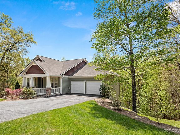3rd image of 110 Holly Haven Ct