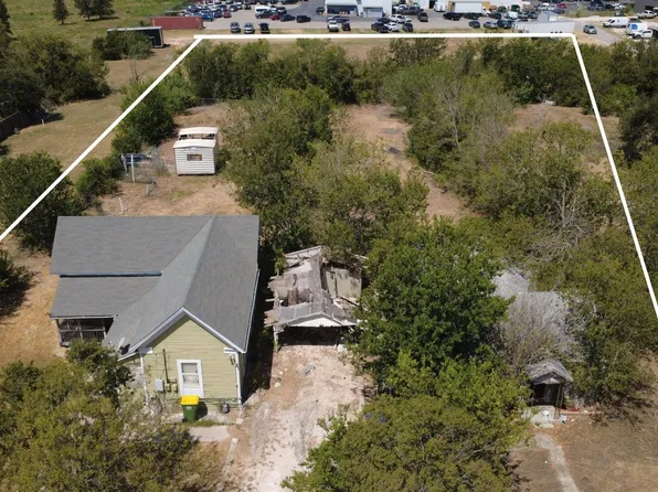 701 N Bastrop St, Manor, TX 78653