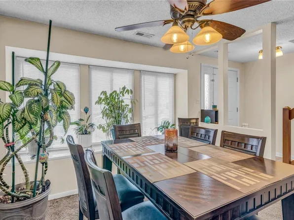 721 Waters Dr, Virginia Beach, VA 23462