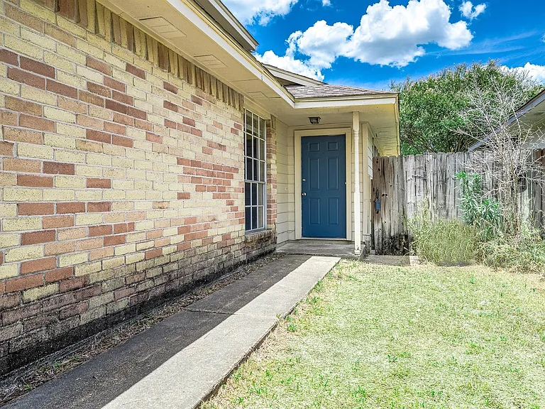 11918 Westwold Dr — Photo 3