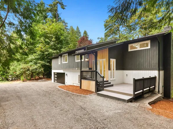5755 Blakely Avenue NE, Bainbridge Island, WA 98110