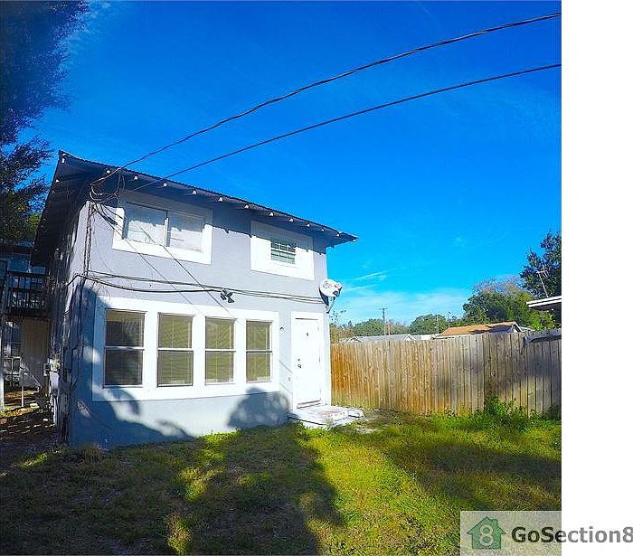 1st image of 113 W Hanlon St