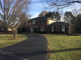 1701 Sherwood Dr, Bowling Green, KY 42103