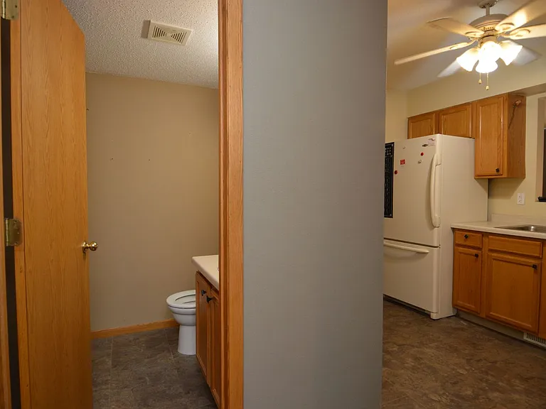 2258 Knightsbridge Ct — Photo 11