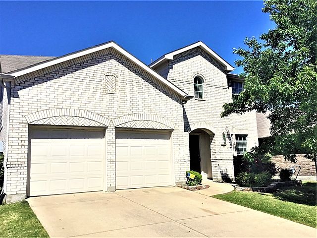 1st image of 703 Fireberry Dr