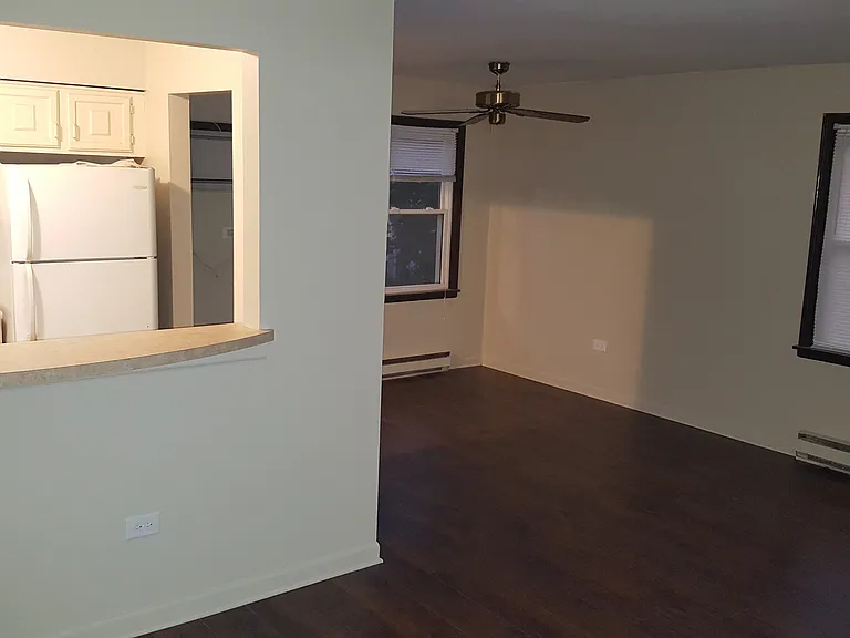 516 Circle Ave #8 — Photo 7