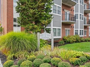 Sutton Pond Condominiums, North Andover, MA 01845