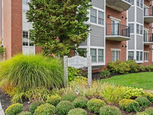 148 Main St APT C439, North Andover, MA 01845