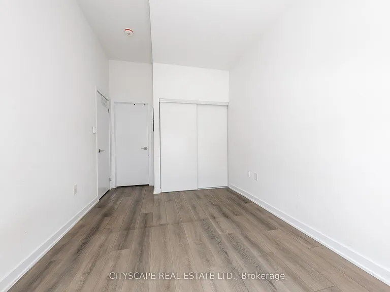 2433 Dufferin St #105 — Photo 19