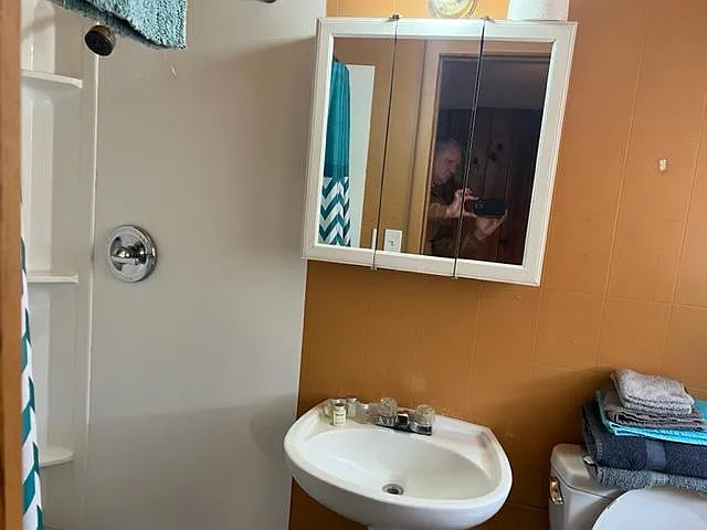 1 bed, 900 sqft, $600 — Photo 2