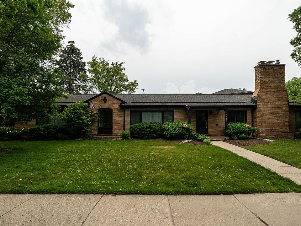 1st image of 4515 N Lake Dr