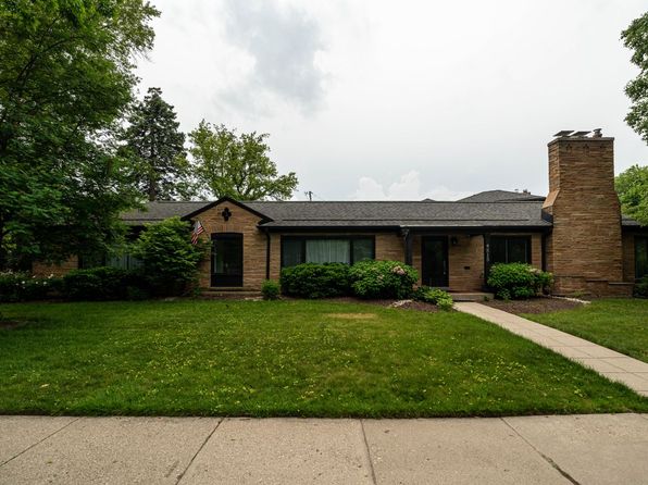 4515 N Lake Dr