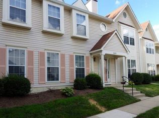 7808 Harrowgate Cir #B, Springfield, VA 22152