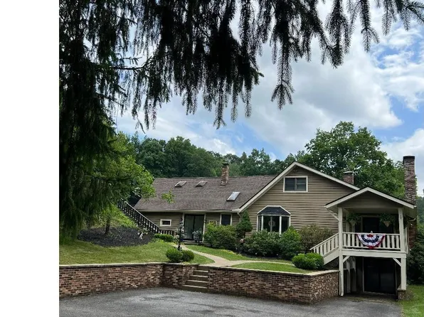 130 Saint Francis Way, Bridgeport, WV 26330