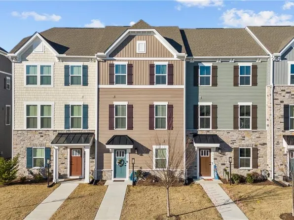 157 Cedar Crest Dr, Smithfield, VA 23430