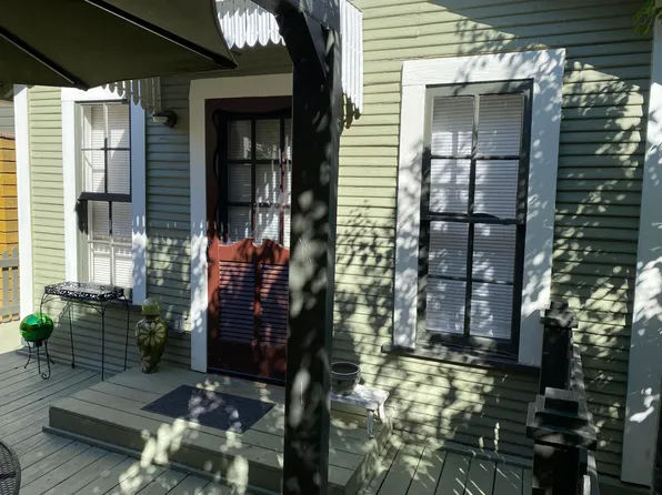 508 S Bridge St APT D, Jefferson, TX 75657