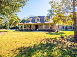 10300 Rebel Rd, Daphne, AL 36526