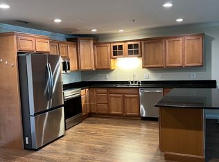 101 Lake Shore Dr Unit 2, Warwick, RI 02889