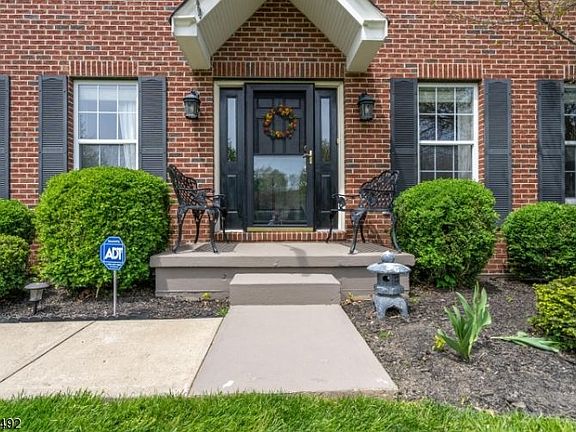 4th image of 2207 William Cir