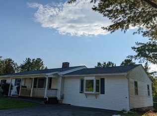 7 Foster Pl, Rutland, VT 05701