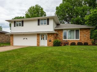 829 E Decker Dr, Seven Hills, OH