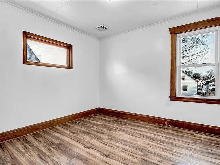 119 Hedwig Ave #UPPER — Photo 5
