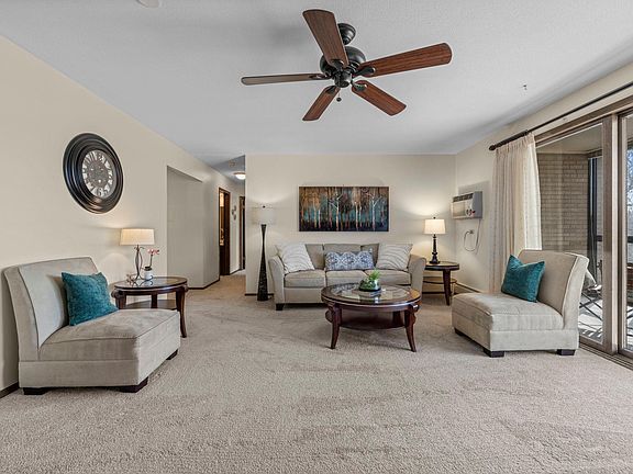 3rd image of 4360 Brookside Ct APT 304