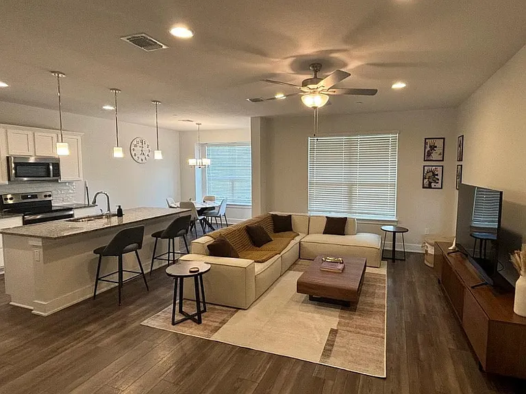1709 Tun Tavern Trl — Photo 4
