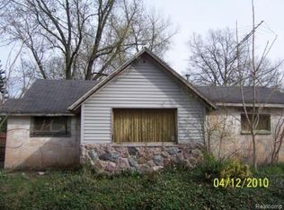 21 S Hulbert St, White Lake, MI