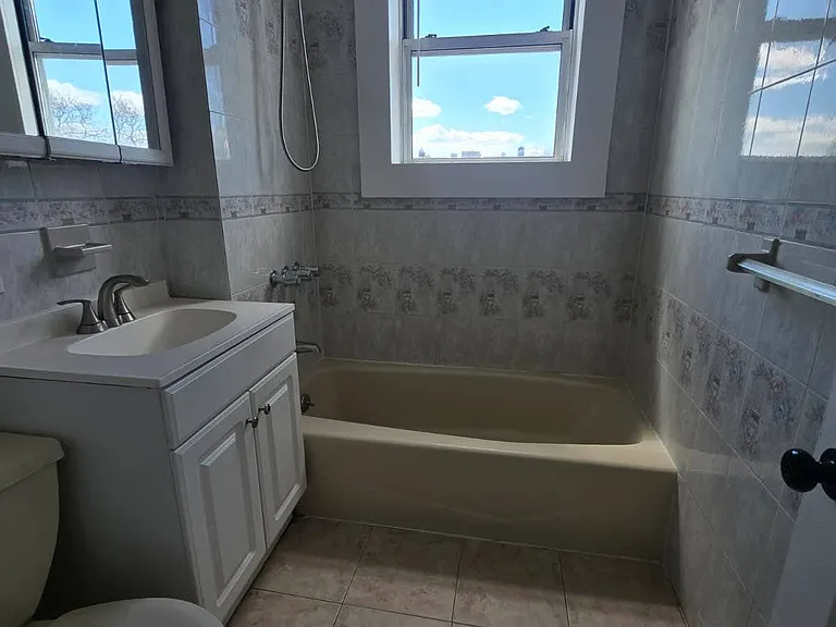 894 Kennedy Blvd #41 — Photo 4