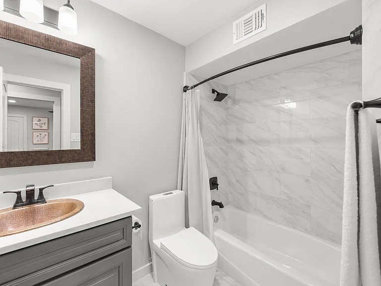 6926 Royal Ln — Photo 18